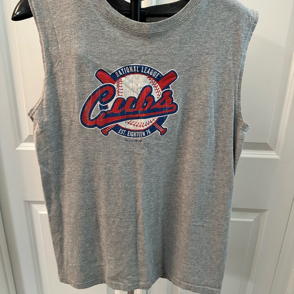 Chicago Cubs Gray Sleeveless Graphic Tank Top